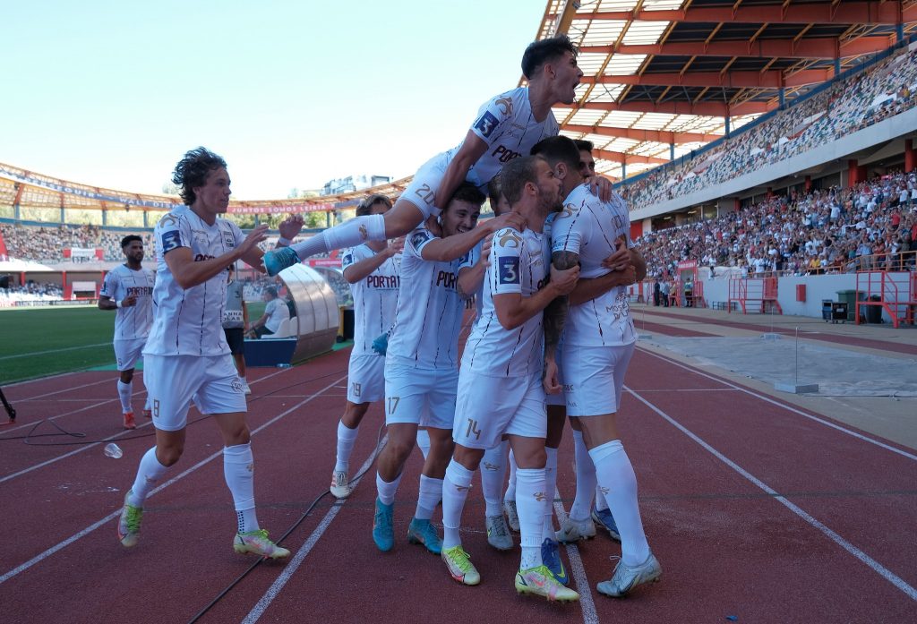 liga-3-i-u-leiria-e-belenenses-na-lideran-a-da-s-rie-b-o-derbie
